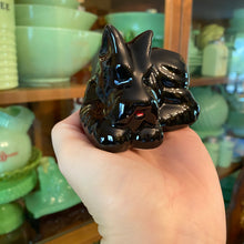 Load image into Gallery viewer, Black Scotty Dog Planter
