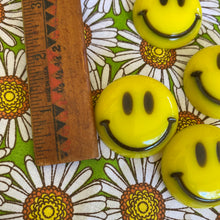 Load image into Gallery viewer, Bright Yellow Smiley Pin
